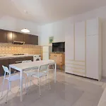בית נופש Casa - Helloelba פטובאיה